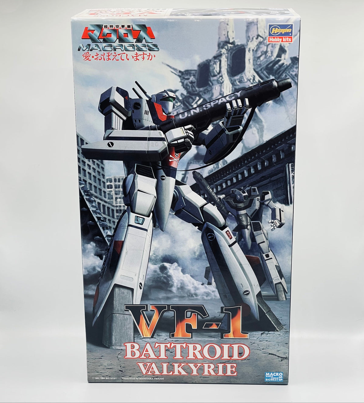 Hasegawa Macross VF-1 Battroid Valkyrie 1/72 Model Kit No. 10
