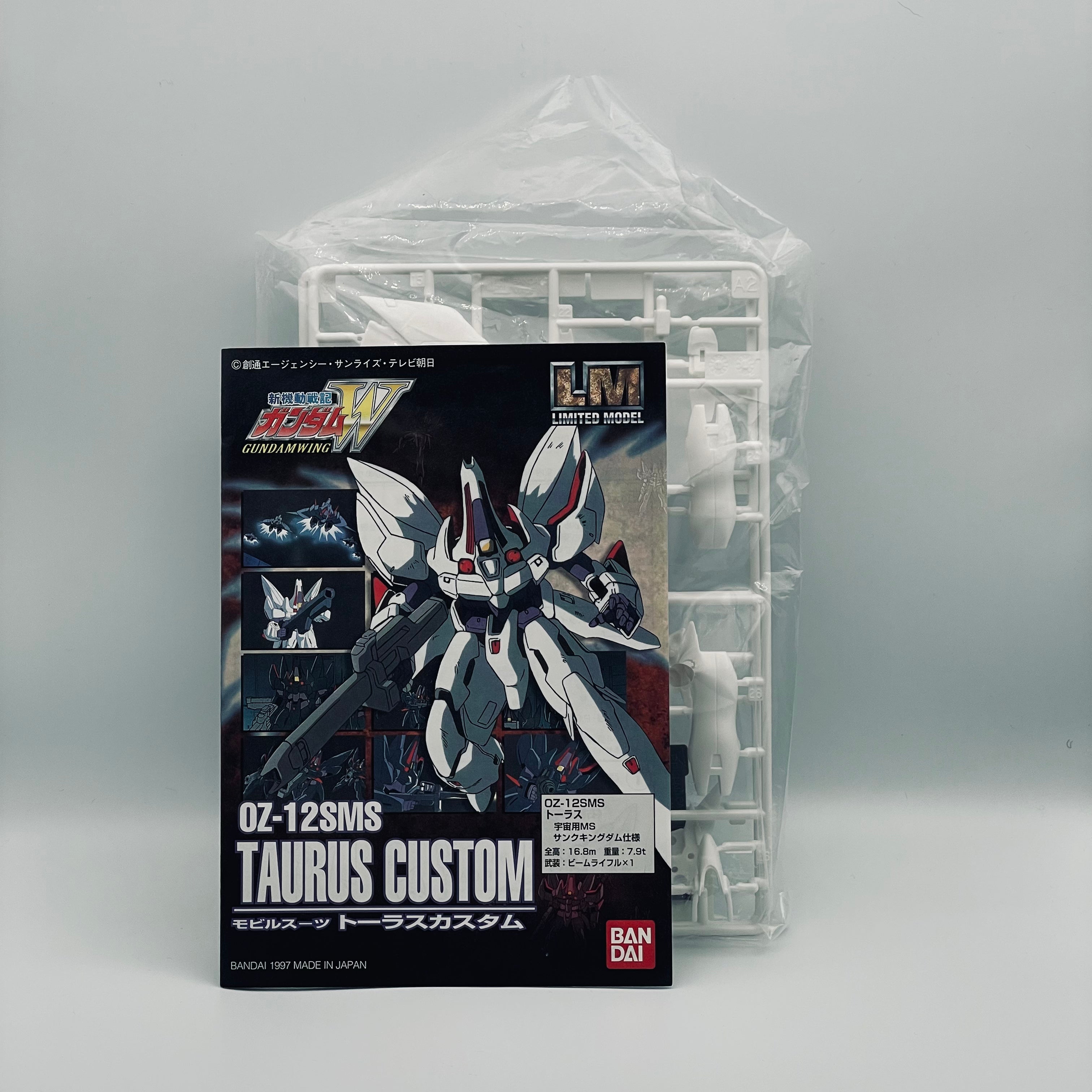 Bandai OZ-12SMS Taurus Custom Gundam Wing Model Kit (1997)