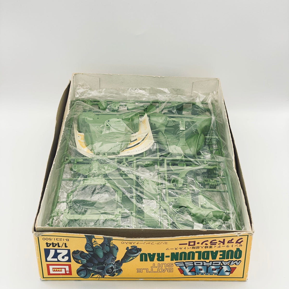 Imai Macross Queadluun-Rau Battle Suit 1/144 Model Kit No. 27