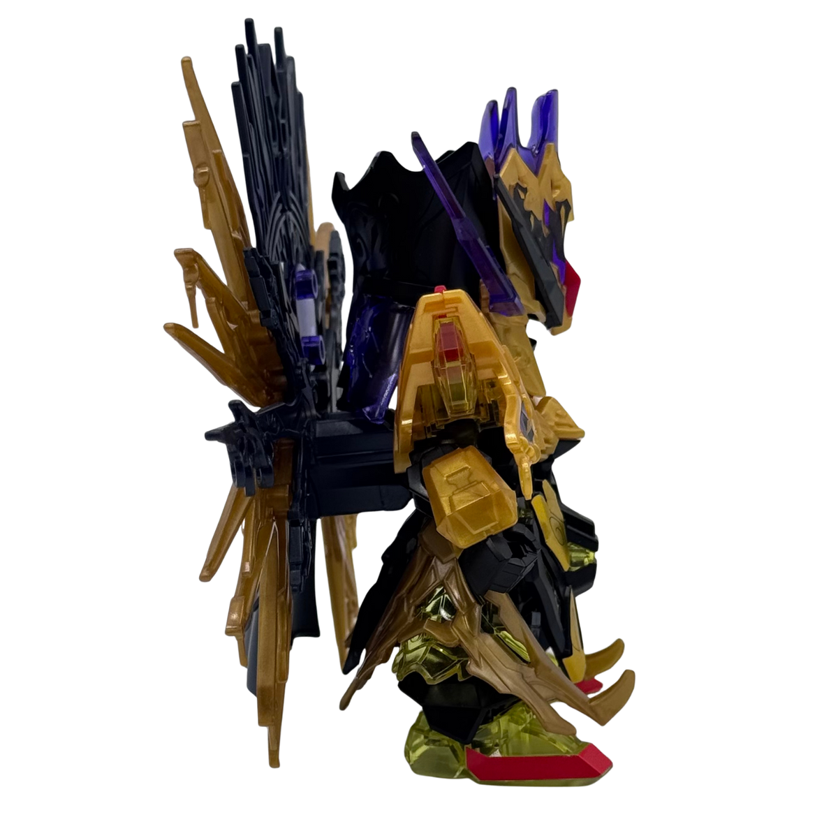 Assembled - Model Kit Bandi Gundam World heroes SDW Heroes Qiongqi Strike Freedom Gundam.