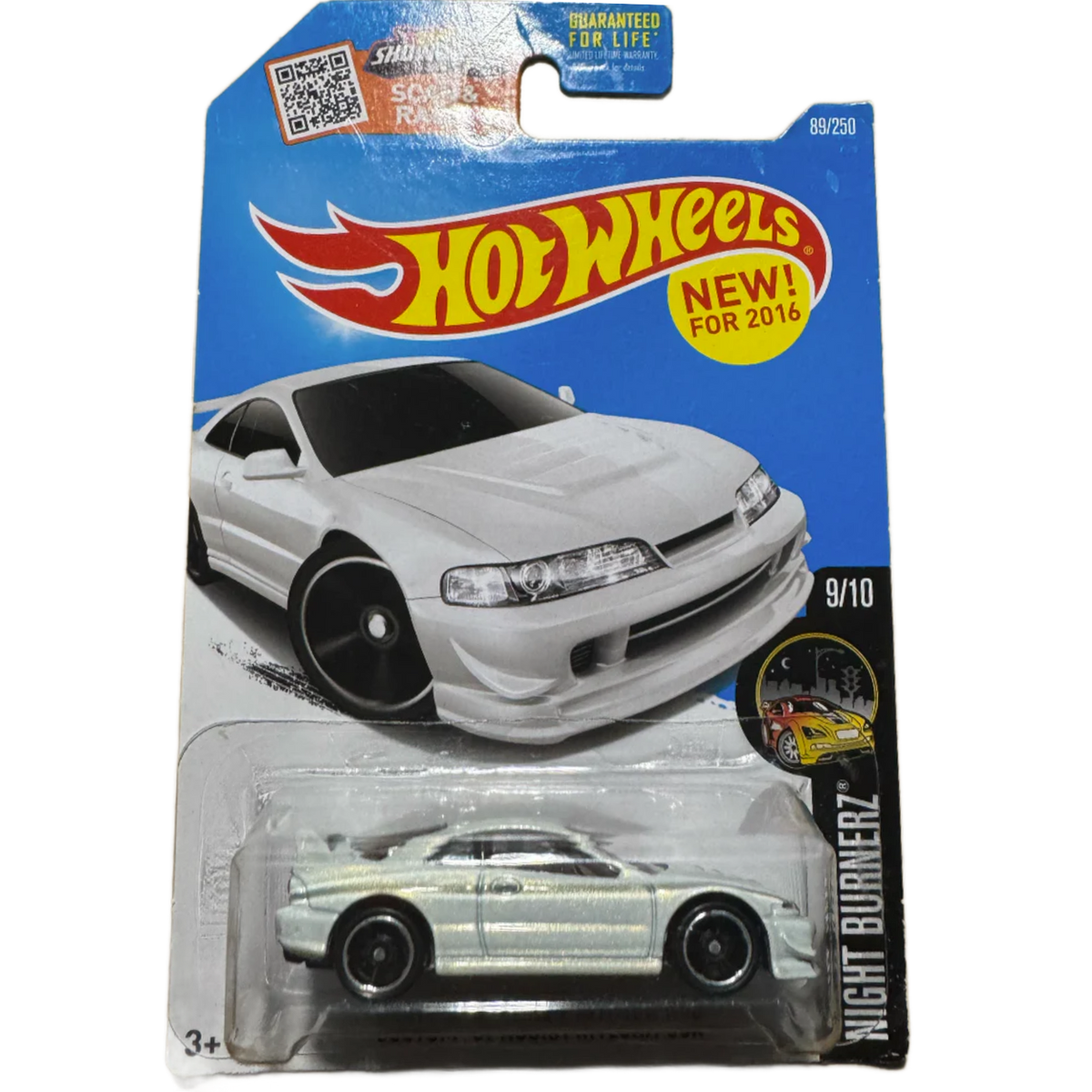 2016 Hot Wheels Custom '01 Acura Integra GSR in white