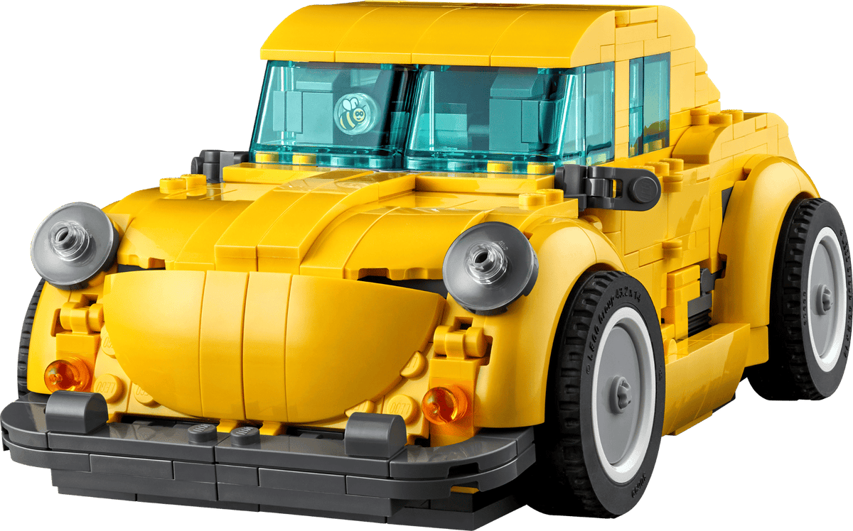 LEGO Icons Transformers Bumblebee Action Figure, Collectible Robot Gift for Adults, Movie Themed Model Building Set for Sci-Fi Enthusiasts and Transformers Fans, Converts to Vehicle Mode, 10338